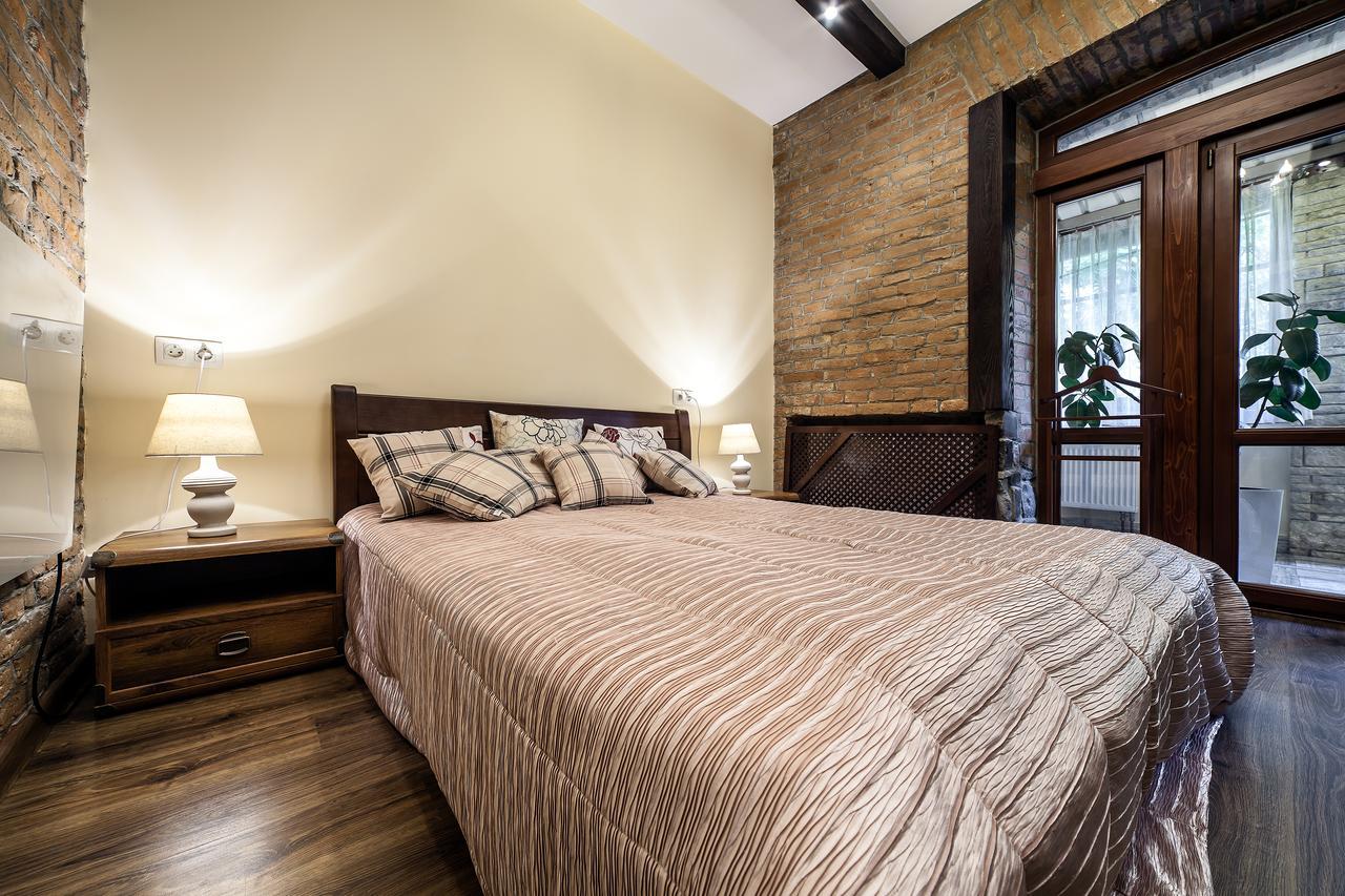 Vip Castle Apartmens Lviv Kültér fotó