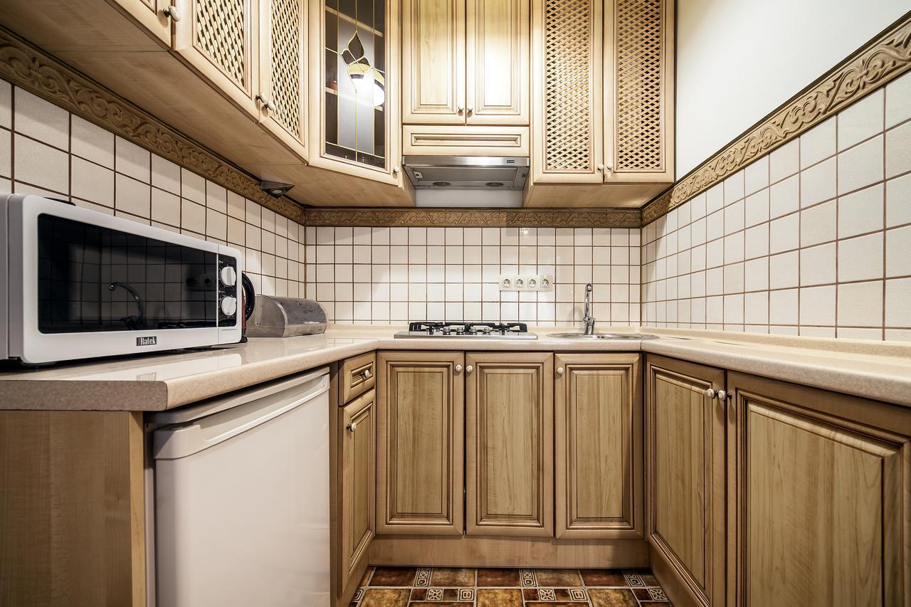Vip Castle Apartmens Lviv Kültér fotó